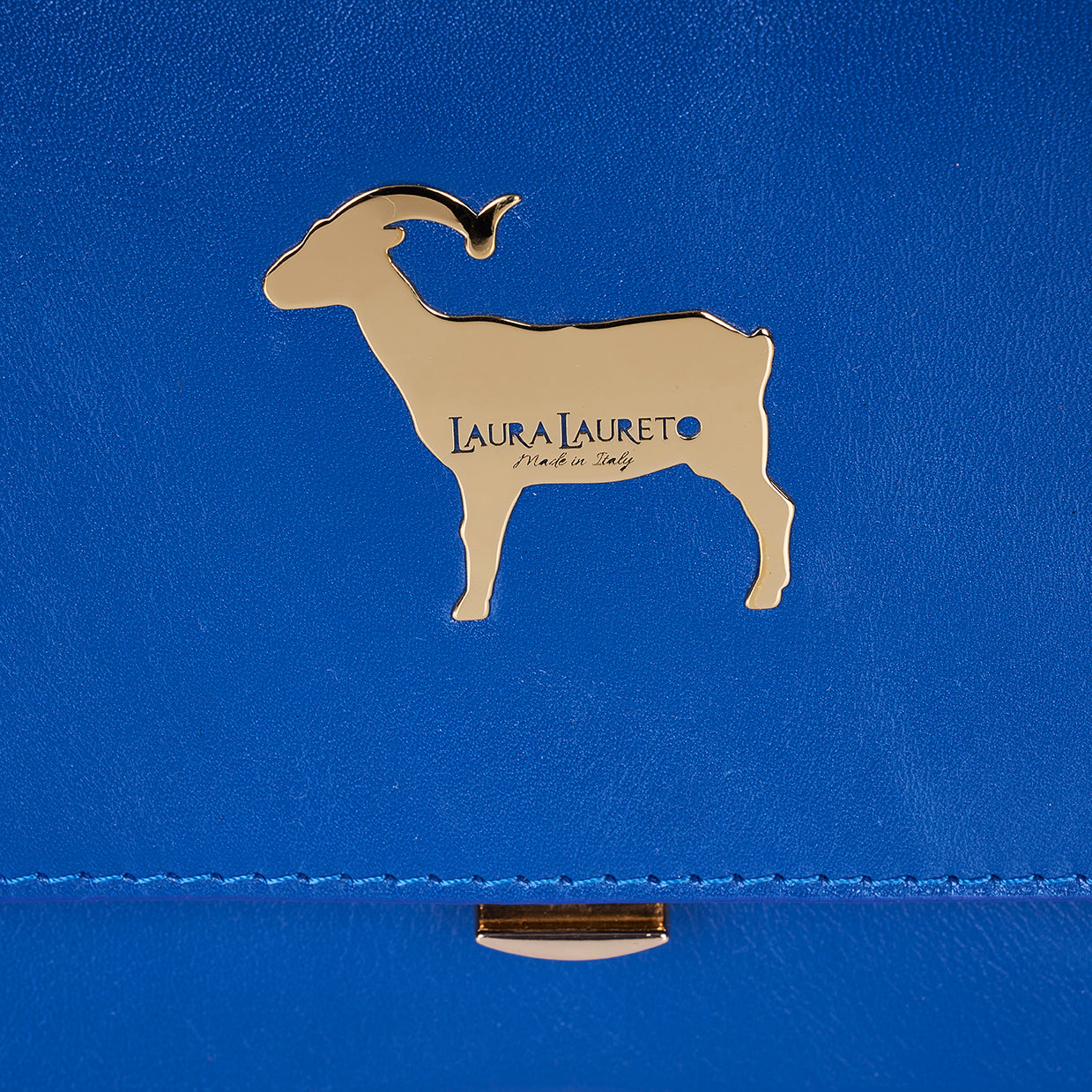 The Iconic Mirror Bag "GOAT"®